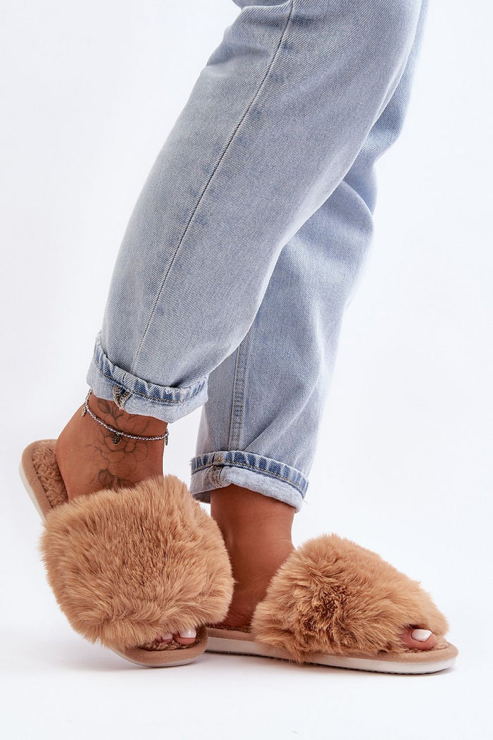 Slippers model 190665 Step in style