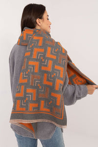Shawl model 205968 AT