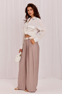  Women trousers model 229385 Rue Paris 
