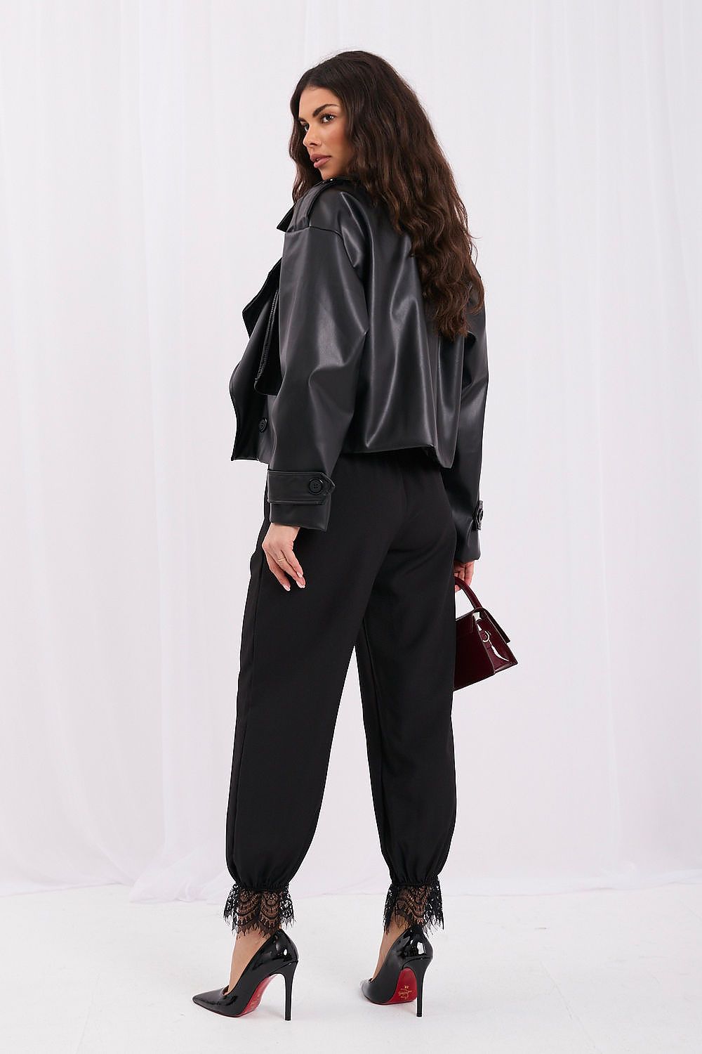 Women trousers model 231926 Italy Moda 